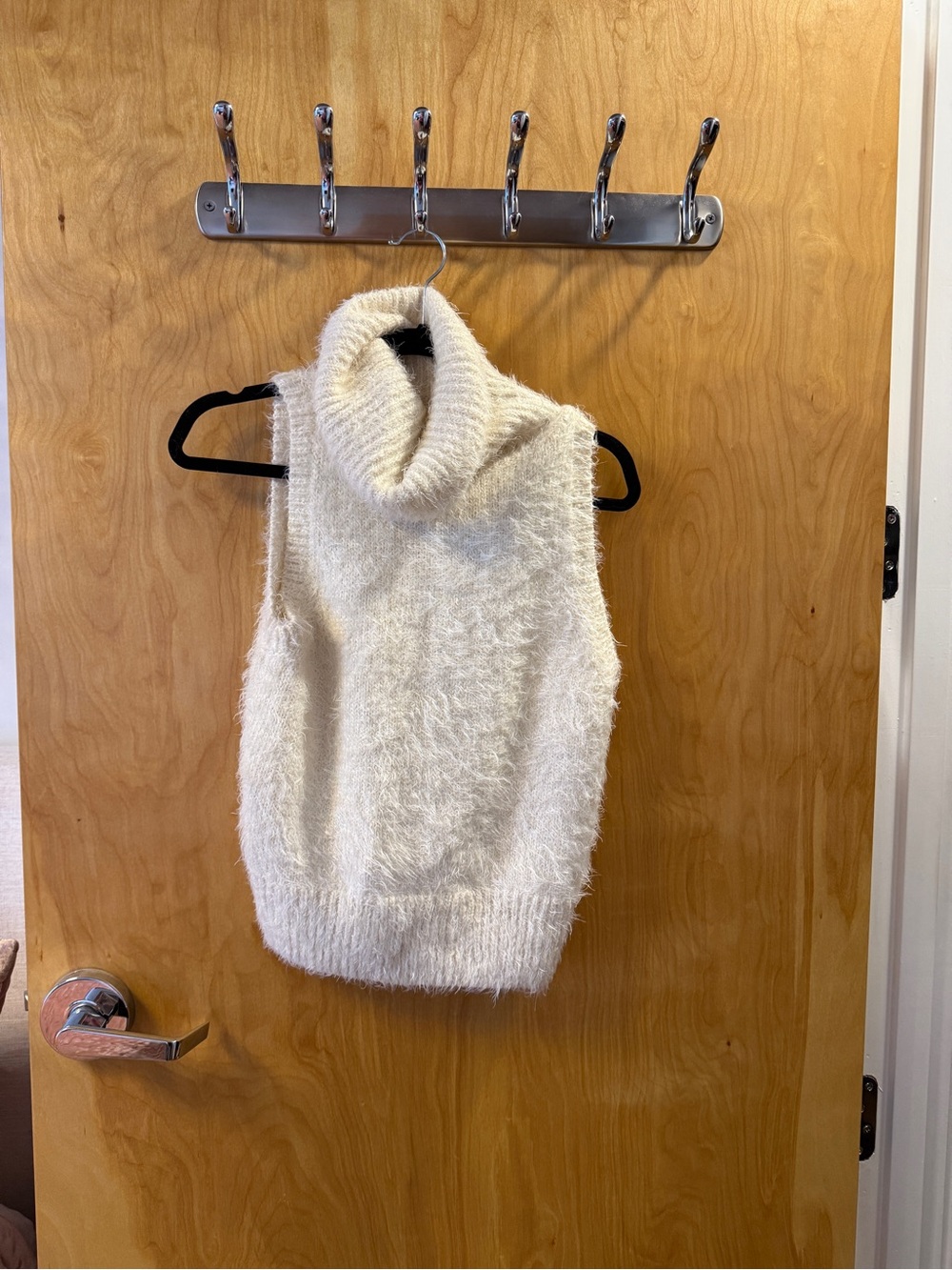Show Me Your MuMu Sleeveless Fuzzy Turtleneck - Cream